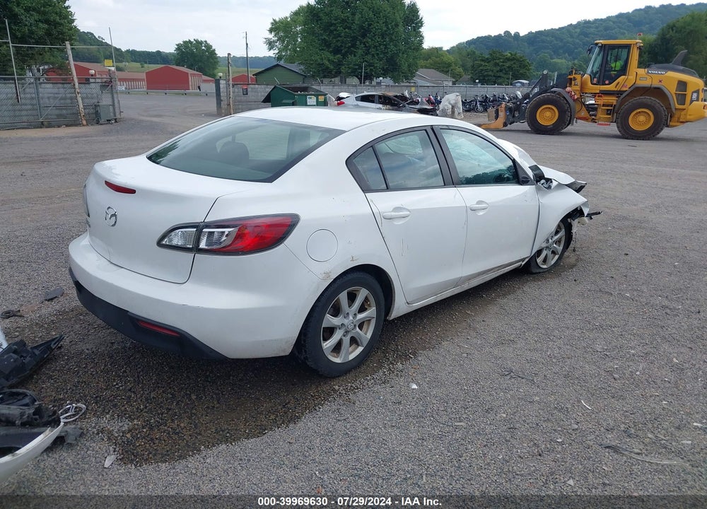 2011 MAZDA 3 I TOURING VIN: JM1BL1VF7B1357059