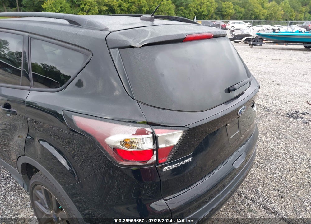 2017 FORD ESCAPE TITANIUM VIN: 1FMCU0JD4HUA75108