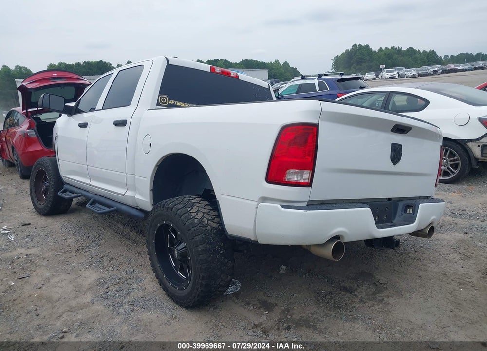 2015 RAM 1500 EXPRESS VIN: 1C6RR7KT4FS617905