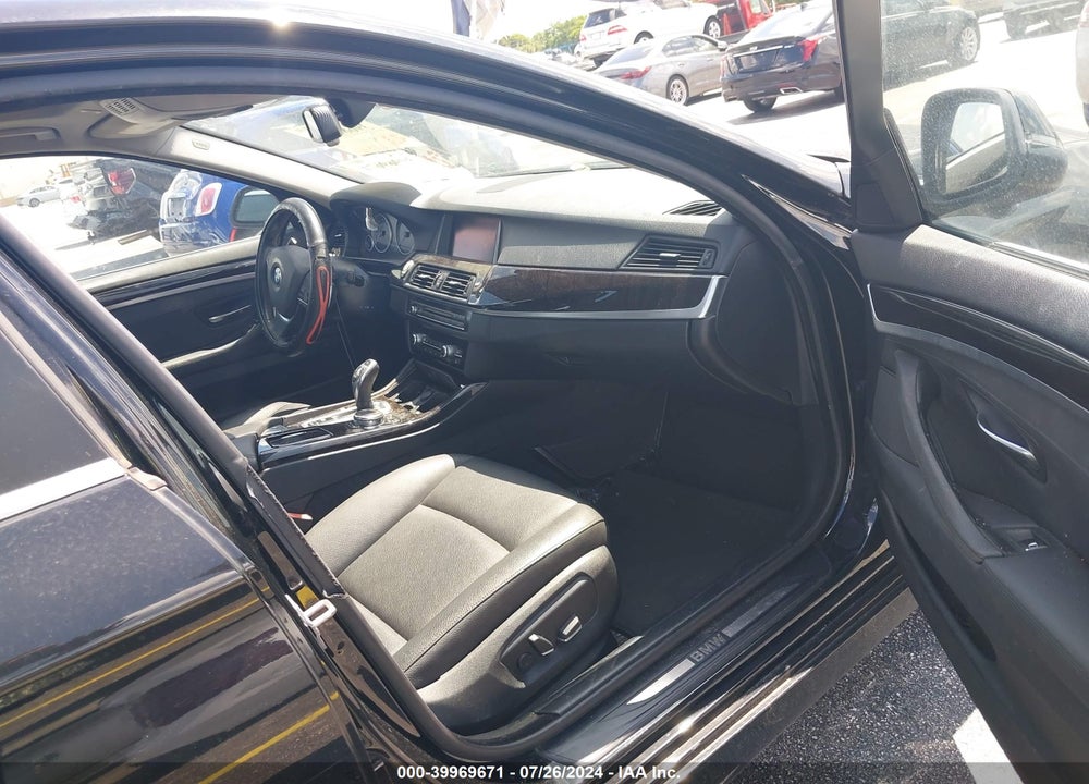2016 BMW 528I VIN: WBA5A5C51GG349531