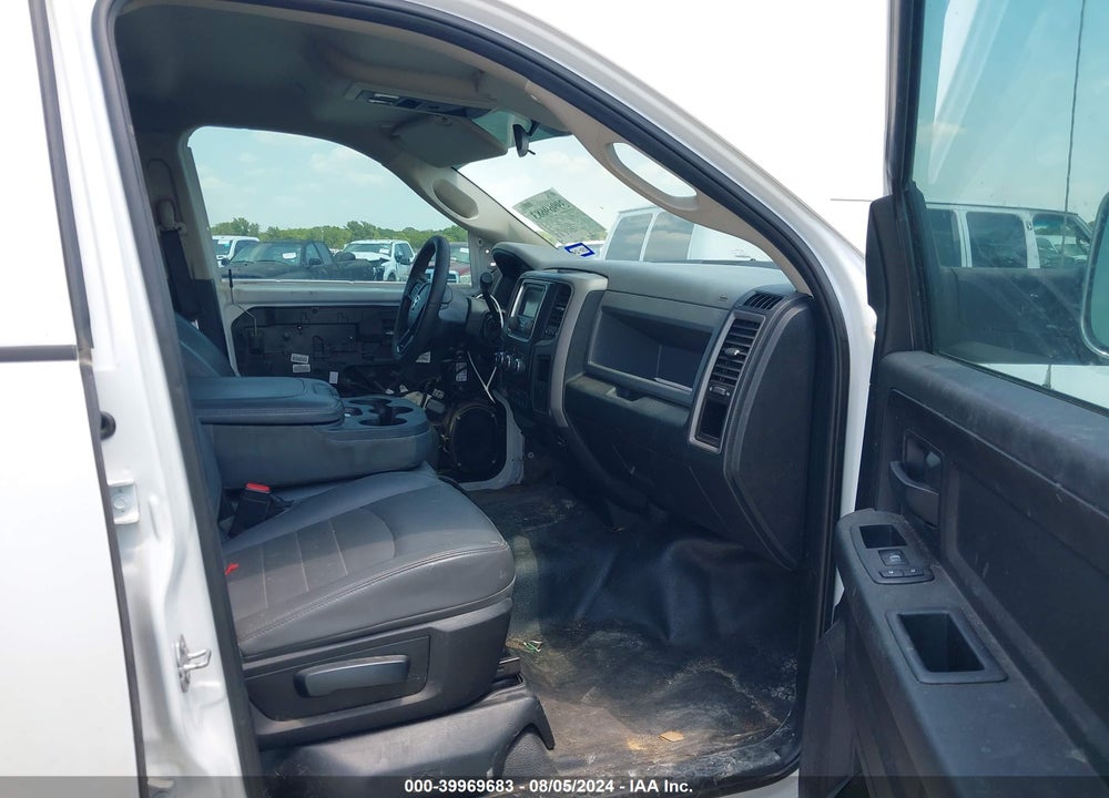 2018 RAM 2500 VIN: 3C6UR5HL4JG295787