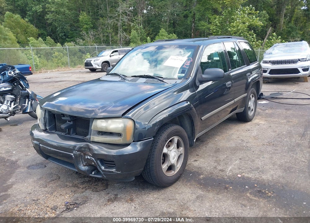 2004 CHEVROLET TRAILBLAZER LS VIN: 1GNDT13S642217713