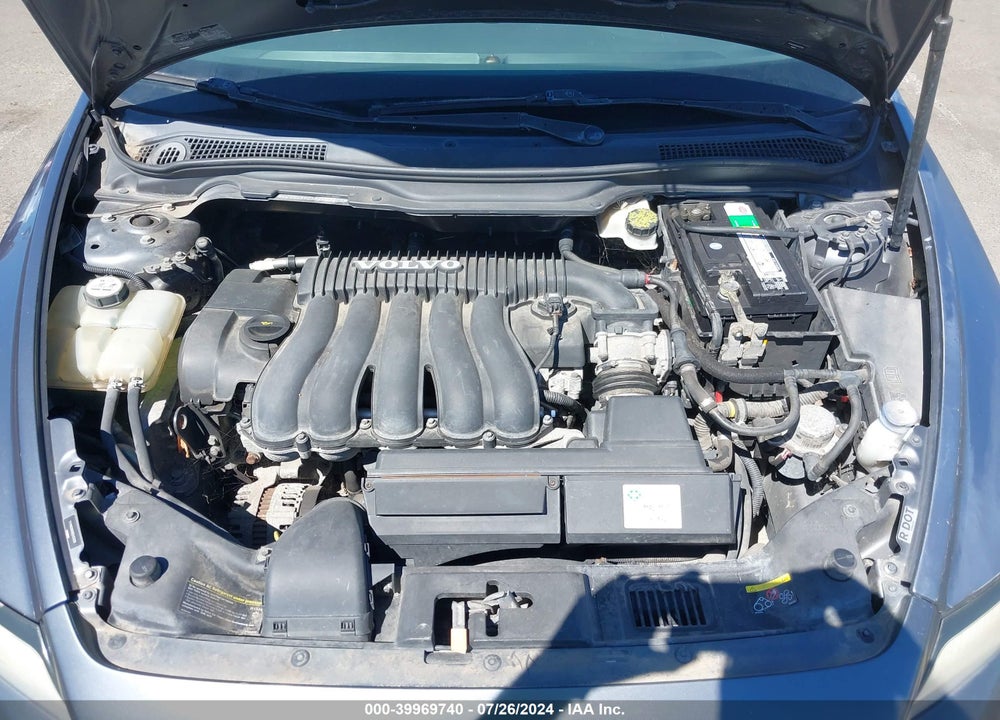 2008 VOLVO S40 2.4I VIN: YV1MS390582403305