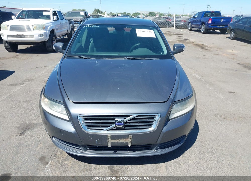 2008 VOLVO S40 2.4I VIN: YV1MS390582403305