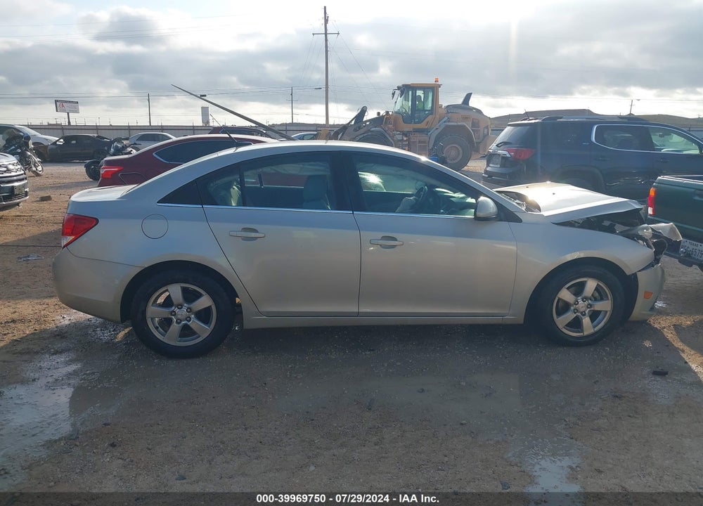 2014 CHEVROLET CRUZE 1LT AUTO VIN: 1G1PC5SB8E7114966
