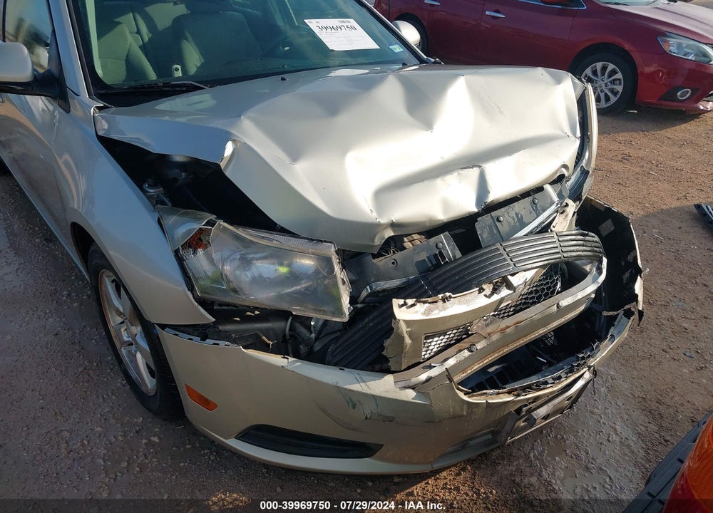 2014 CHEVROLET CRUZE 1LT AUTO VIN: 1G1PC5SB8E7114966