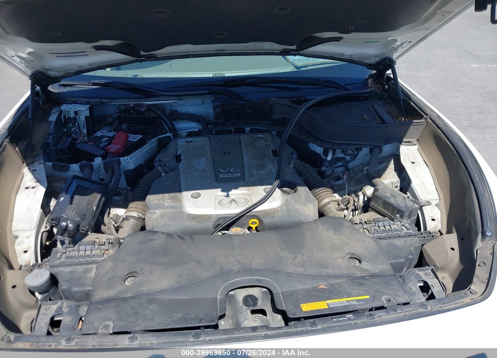 2014 INFINITI QX70 VIN: JN8CS1MW4EM411336
