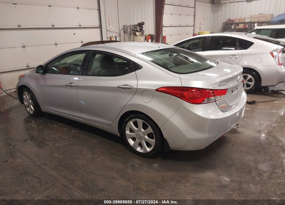 2013 HYUNDAI ELANTRA LIMITED VIN: KMHDH4AE4DU595263