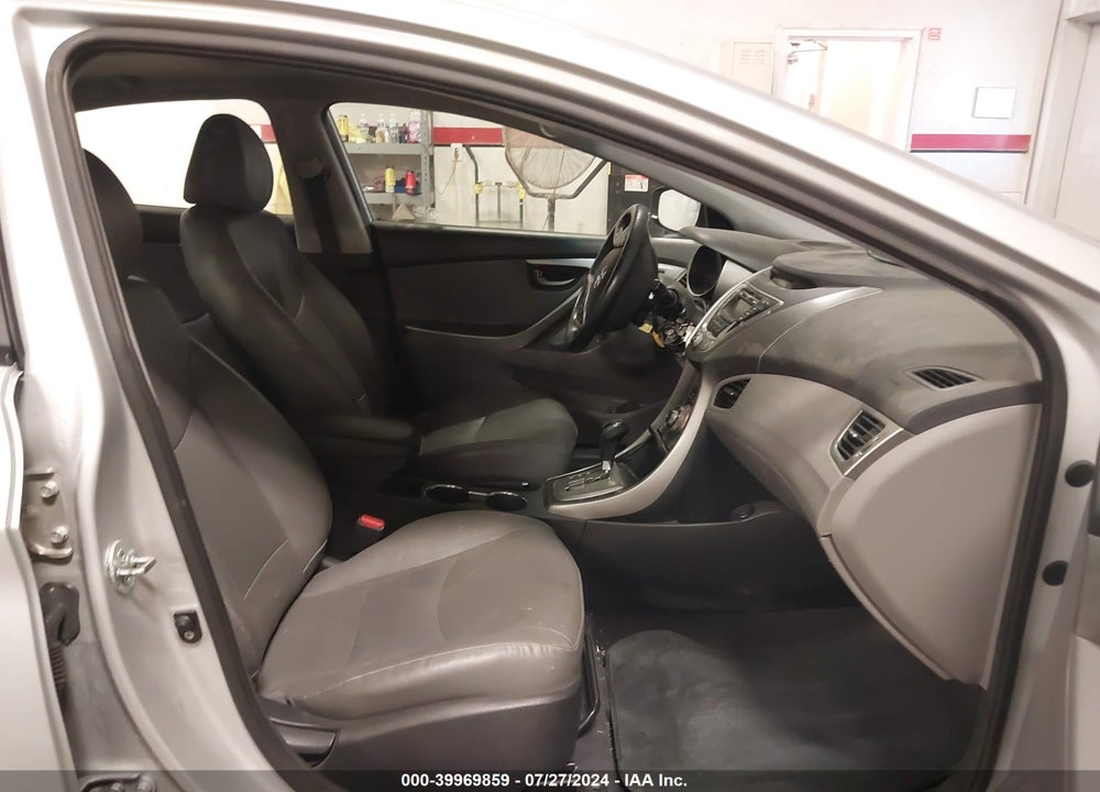 2013 HYUNDAI ELANTRA LIMITED VIN: KMHDH4AE4DU595263
