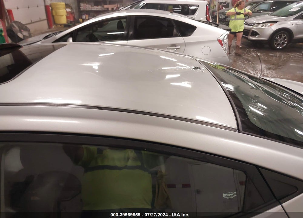 2013 HYUNDAI ELANTRA LIMITED VIN: KMHDH4AE4DU595263