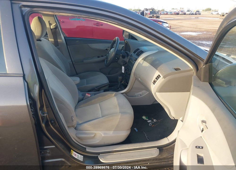 2009 TOYOTA COROLLA LE VIN: 1NXBU40E99Z123653