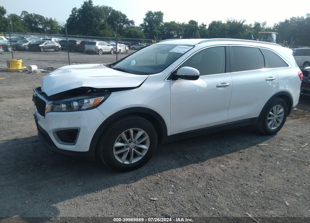 2016 KIA SORENTO 2.4L LX VIN: 5XYPG4A36GG182575