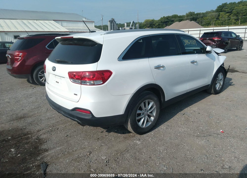 2016 KIA SORENTO 2.4L LX VIN: 5XYPG4A36GG182575