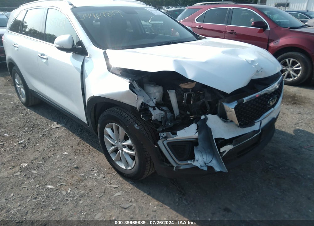 2016 KIA SORENTO 2.4L LX VIN: 5XYPG4A36GG182575