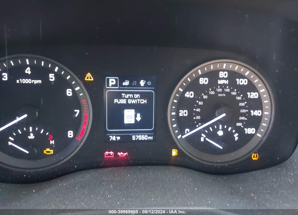 2018 HYUNDAI TUCSON VIN: KM8J33A42JU627660