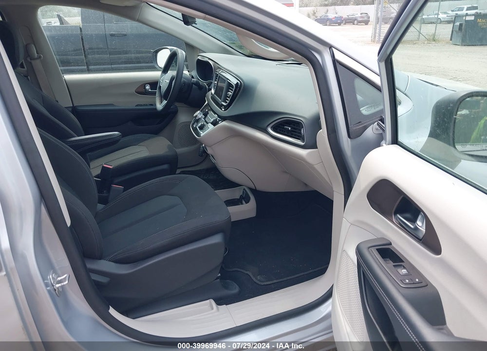 2023 CHRYSLER VOYAGER LX VIN: 2C4RC1CG6PR596521
