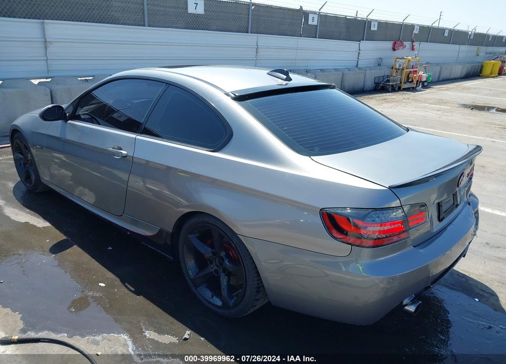 2009 BMW 335I VIN: WBAWB73509P047826