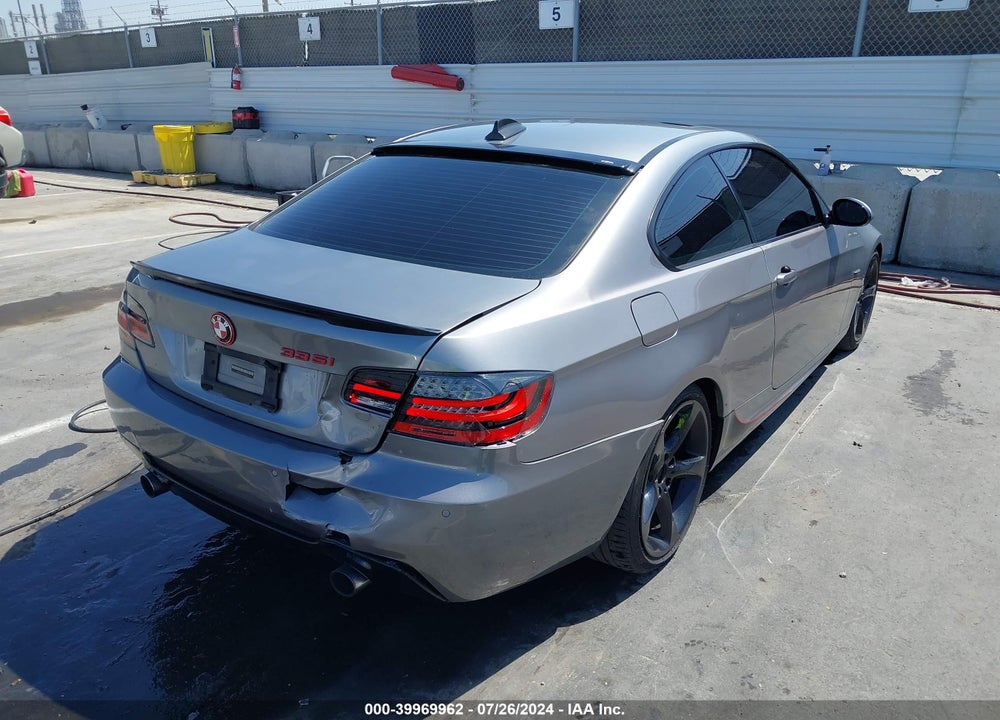 2009 BMW 335I VIN: WBAWB73509P047826