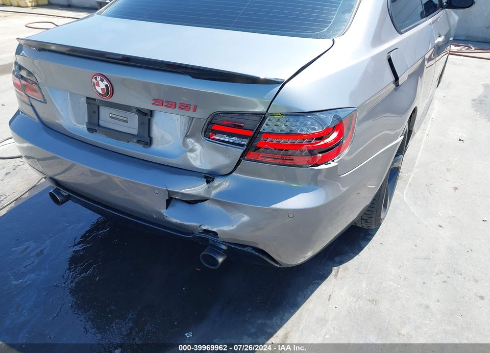 2009 BMW 335I VIN: WBAWB73509P047826