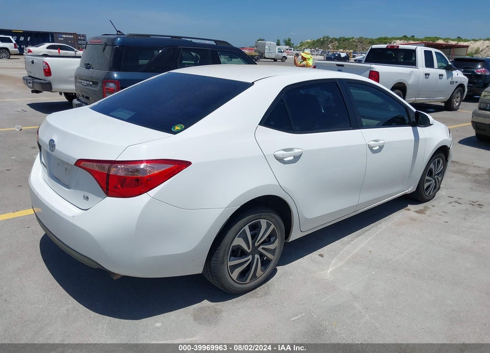 2017 TOYOTA COROLLA LE VIN: 5YFBURHE5HP690105