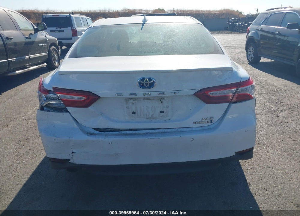 2018 TOYOTA CAMRY HYBRID LE/SE/XLE VIN: 4T1B21HK0JU501796