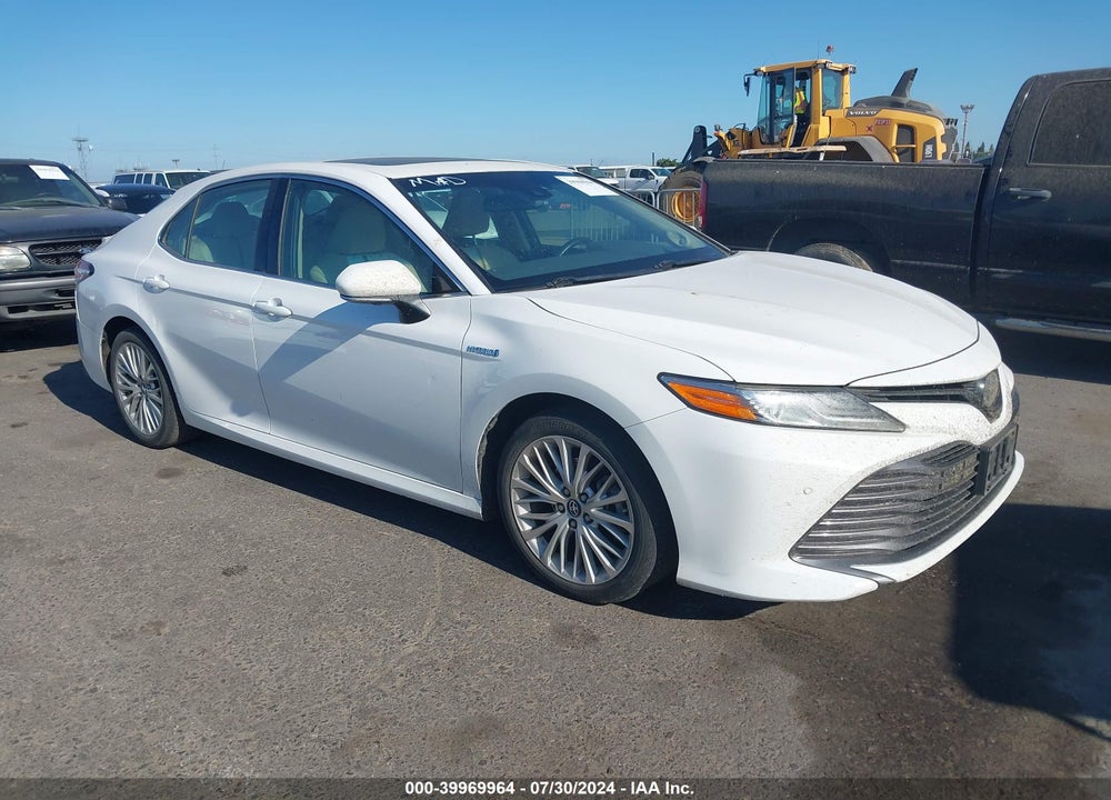 2018 TOYOTA CAMRY HYBRID LE/SE/XLE VIN: 4T1B21HK0JU501796