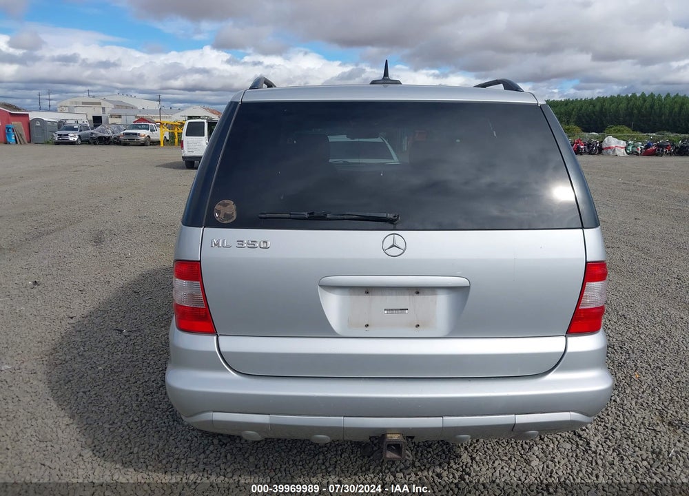 2004 MERCEDES-BENZ ML 350 4MATIC VIN: 4JGAB57E74A470230
