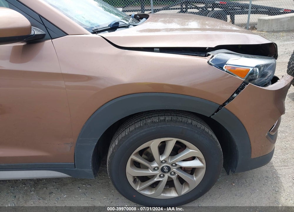 2017 HYUNDAI TUCSON SE VIN: KM8J3CA48HU411175