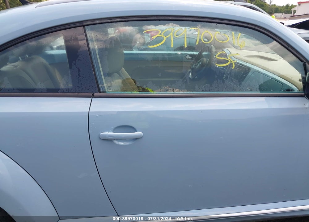 2015 VOLKSWAGEN BEETLE 1.8T VIN: 3VWJ17AT0FM624273