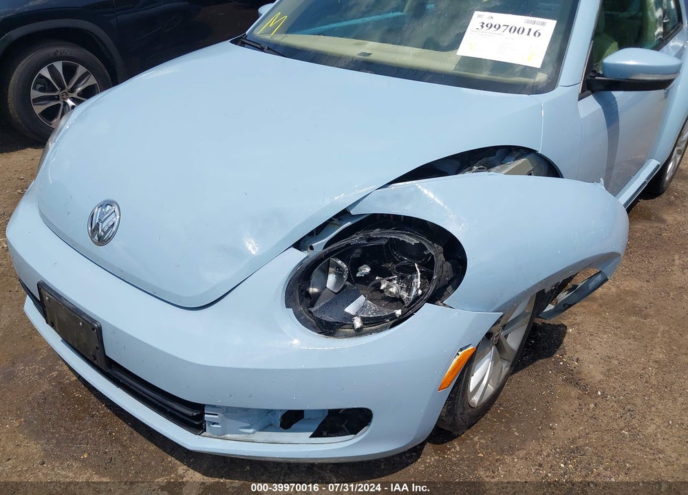 2015 VOLKSWAGEN BEETLE 1.8T VIN: 3VWJ17AT0FM624273