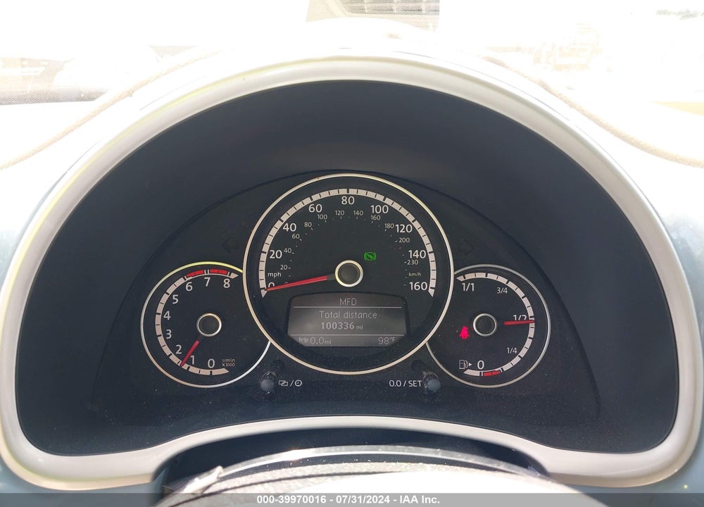 2015 VOLKSWAGEN BEETLE 1.8T VIN: 3VWJ17AT0FM624273