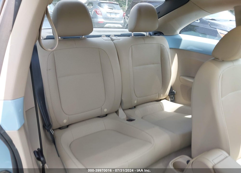 2015 VOLKSWAGEN BEETLE 1.8T VIN: 3VWJ17AT0FM624273