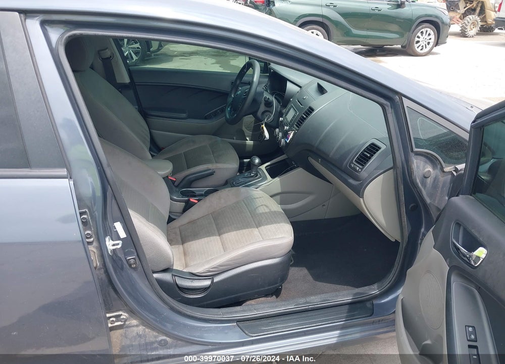 2016 KIA FORTE LX VIN: KNAFX4A65G5542138