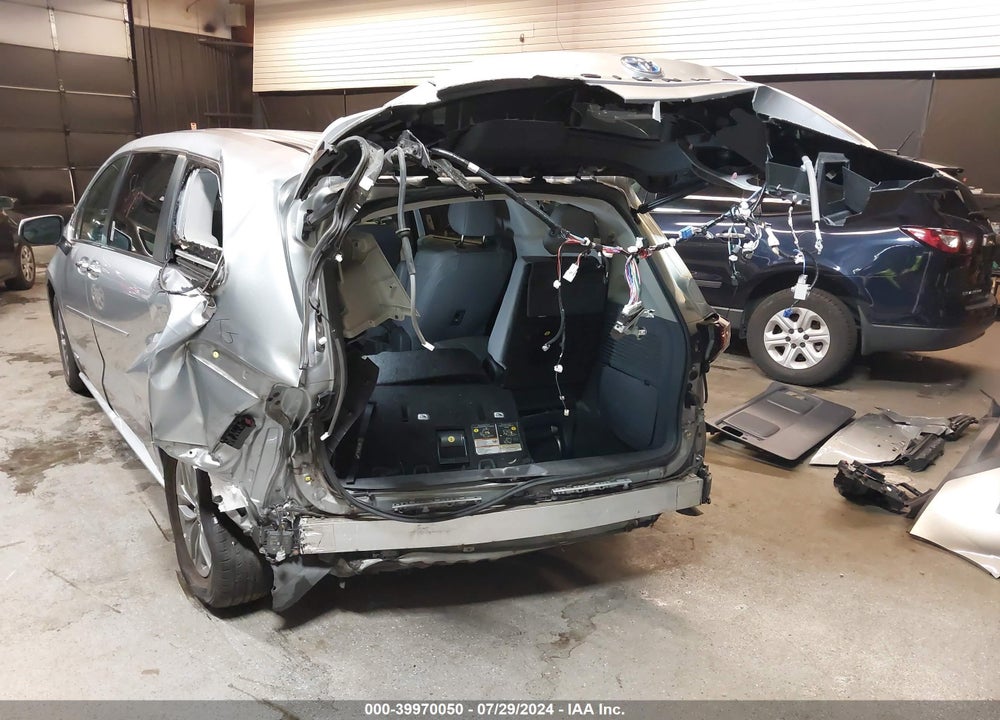 2021 TOYOTA SIENNA VIN: 5TDYSKFC4MS020376