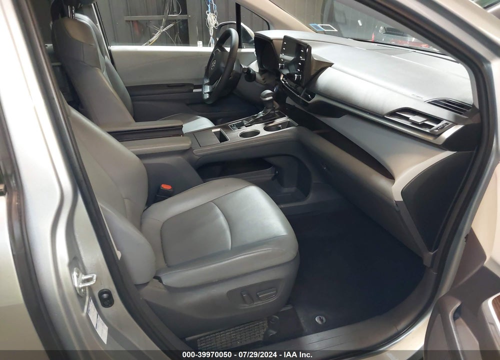 2021 TOYOTA SIENNA VIN: 5TDYSKFC4MS020376
