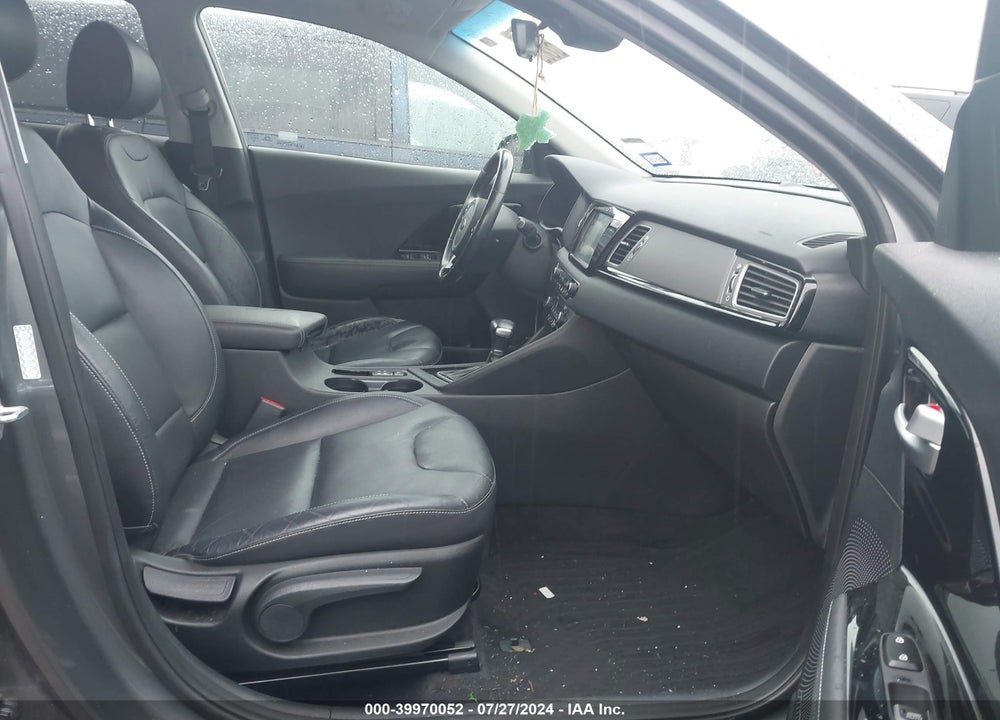 2017 KIA NIRO TOURING VIN: KNDCE3LC7H5050706