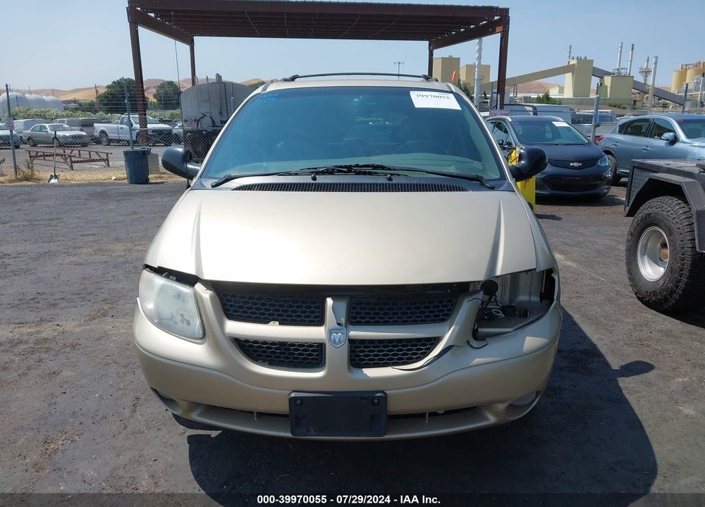 2001 DODGE GRAND CARAVAN ES VIN: 2B8GT54L11R140875