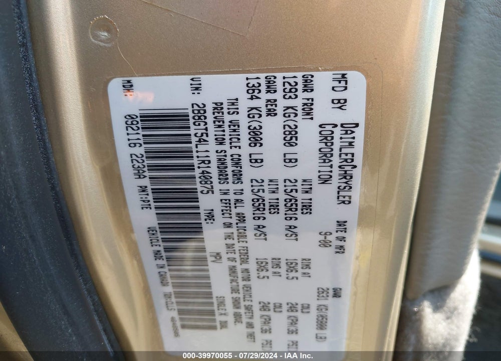 2001 DODGE GRAND CARAVAN ES VIN: 2B8GT54L11R140875