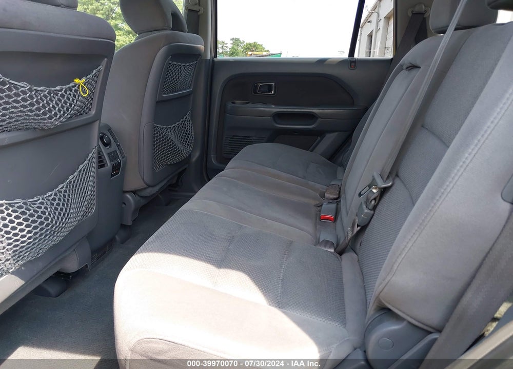 2008 HONDA PILOT SE VIN: 5FNYF18348B039077
