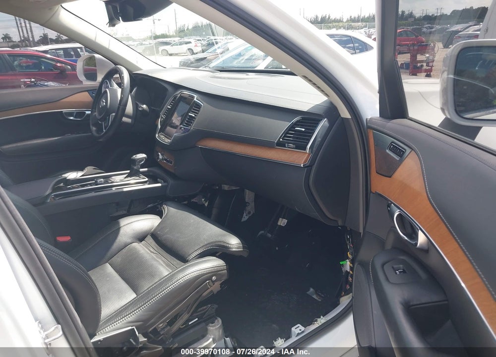 2020 VOLVO XC90 T6 INSCRIPTION 6 PASSENGER VIN: YV4A221L1L1542979