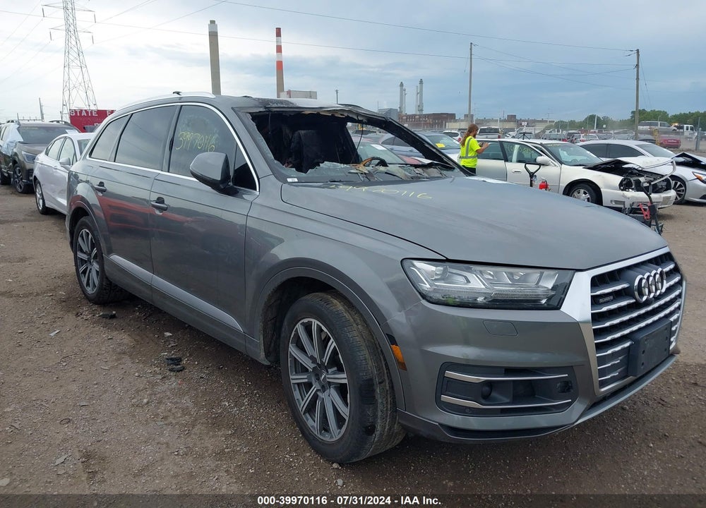 2017 AUDI Q7 3.0T PREMIUM VIN: WA1LAAF79HD029967