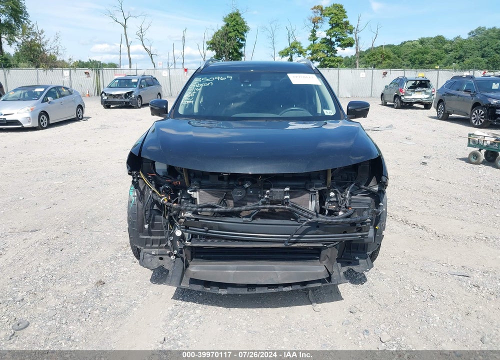 2019 NISSAN ROGUE SV VIN: JN8AT2MV0KW398988