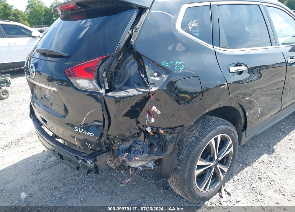 2019 NISSAN ROGUE SV VIN: JN8AT2MV0KW398988