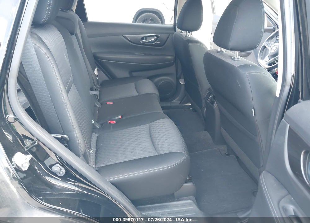 2019 NISSAN ROGUE SV VIN: JN8AT2MV0KW398988
