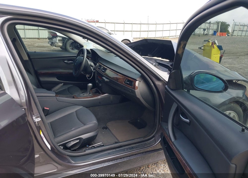 2006 BMW 325I VIN: WBAVB13586KR63879