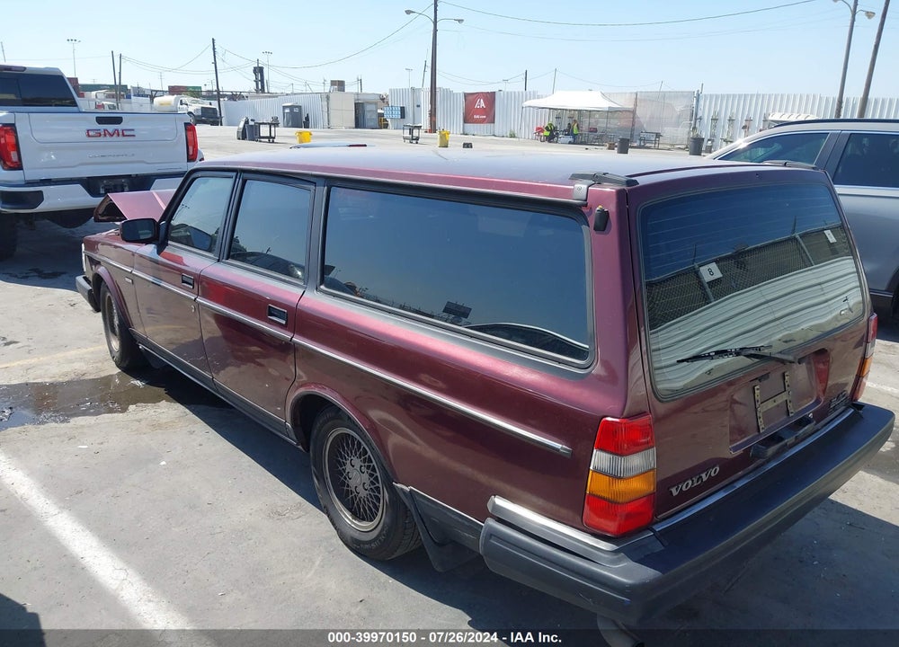 1993 VOLVO 240 VIN: YV1AW8801P1960805