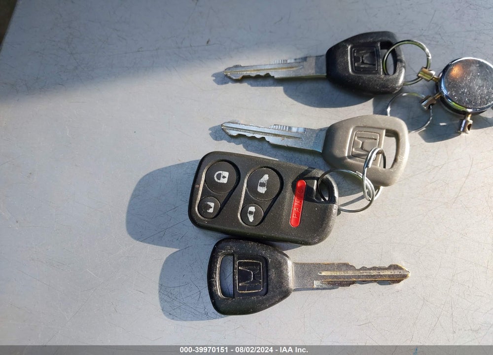 2002 HONDA ODYSSEY EX VIN: 2HKRL18632H504335