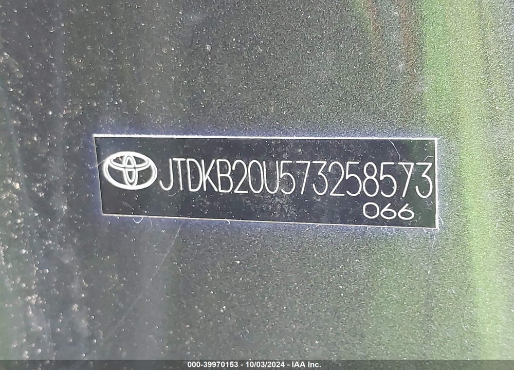 2007 TOYOTA PRIUS VIN: JTDKB20U573258573