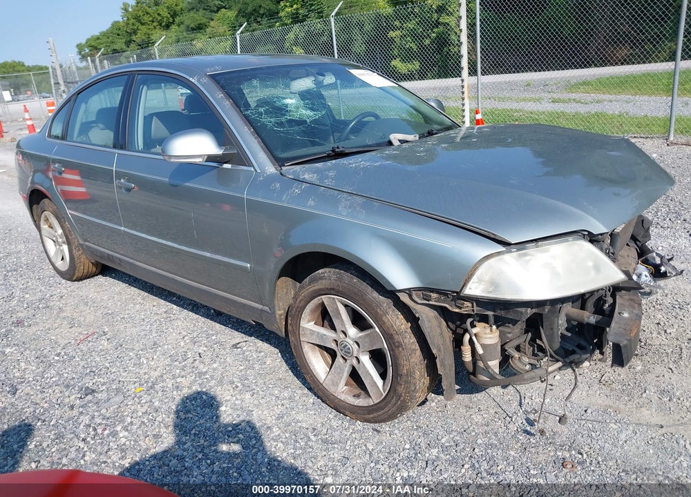 2004 VOLKSWAGEN PASSAT GLX VIN: WVWRH63BX4P249984
