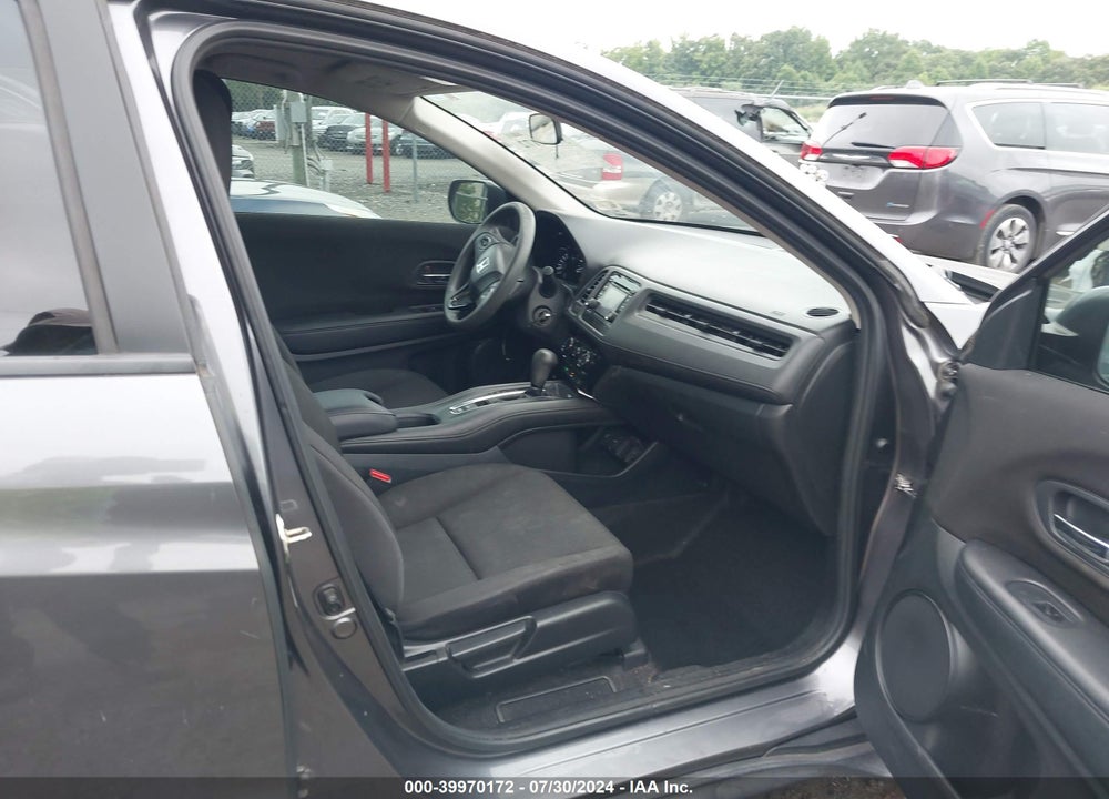 2016 HONDA HR-V LX VIN: 3CZRU6H39GM736143